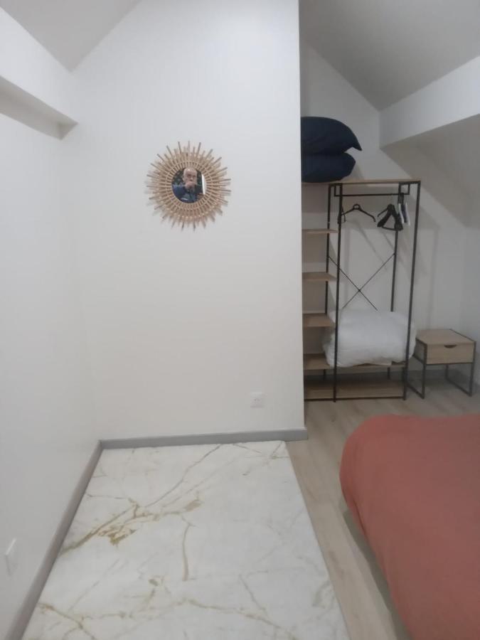 Joli Appartement De Vacances Ecouen Luaran gambar