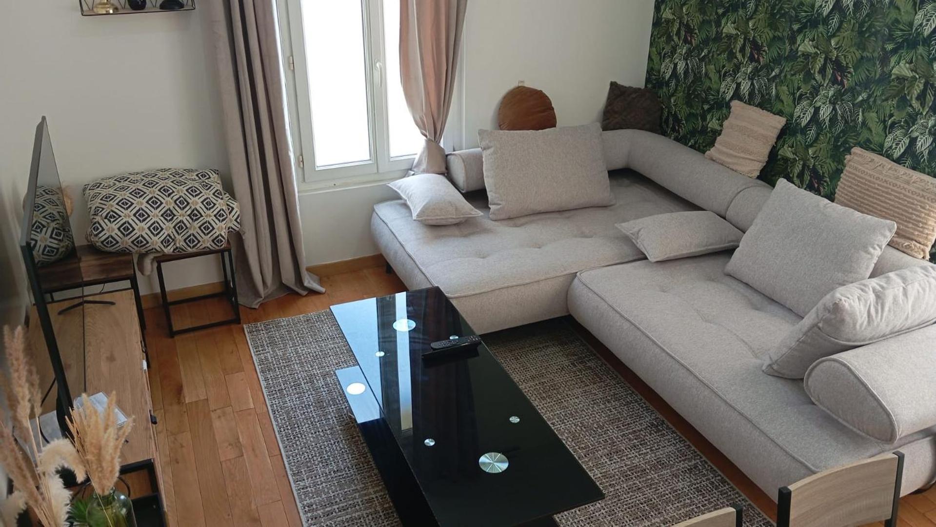 Joli Appartement De Vacances Ecouen Luaran gambar