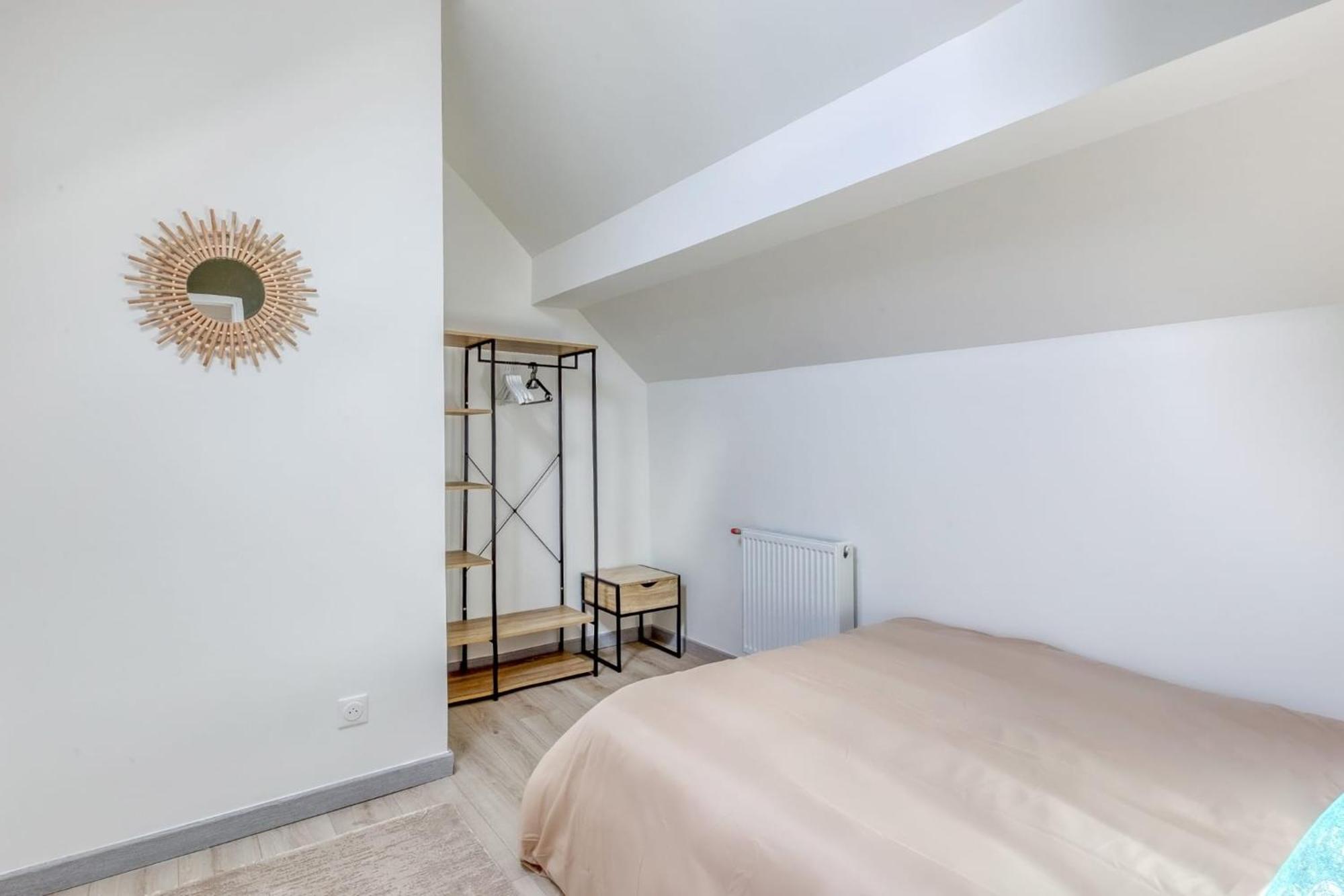 Joli Appartement De Vacances Ecouen Luaran gambar