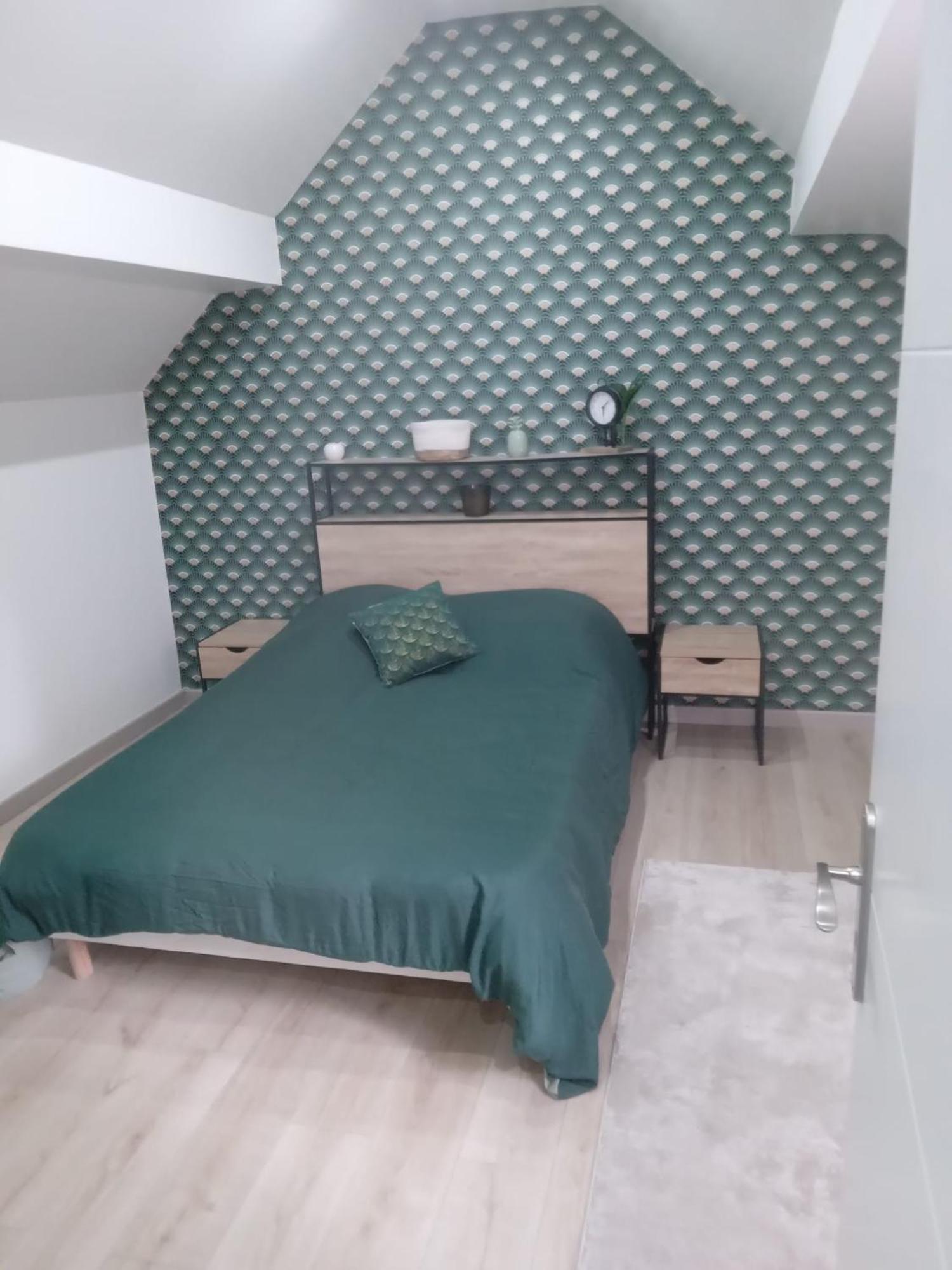 Joli Appartement De Vacances Ecouen Luaran gambar